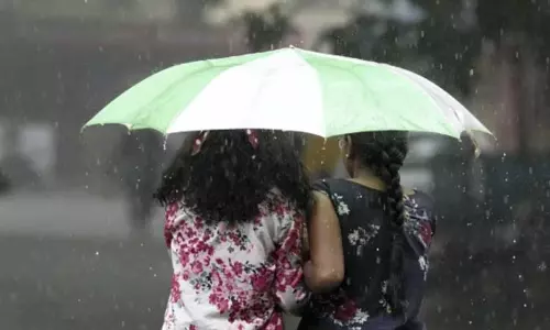 காலை 10 மணி வரை மழைக்கு வாய்ப்புள்ள மாவட்டங்கள் காலை 10 மணி வரை மழைக்கு வாய்ப்புள்ள மாவட்டங்கள்