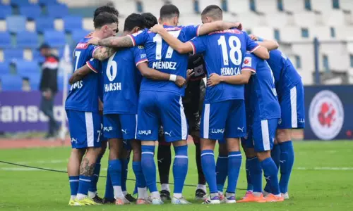 ஐ.எஸ்.எல். கால்பந்து தொடர்; பெங்களூரு - கோவா ஆட்டம் டிரா