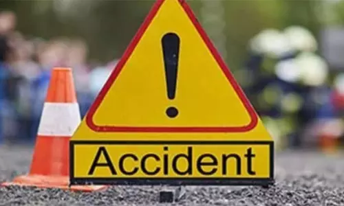 உத்தர பிரதேச சாலை விபத்தில் 4 பேர் பலி