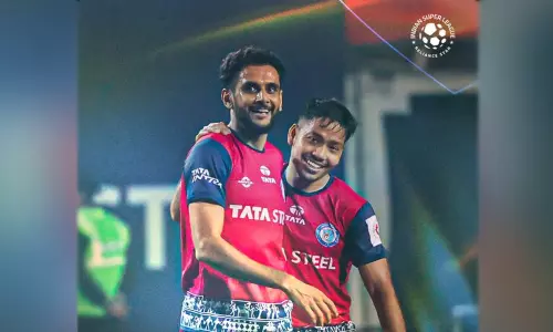 ஐ.எஸ்.எல்.கால்பந்து தொடர்; கேரளா பிளாஸ்டர்ஸை வீழ்த்திய ஜாம்ஷெட்பூர் எப்.சி