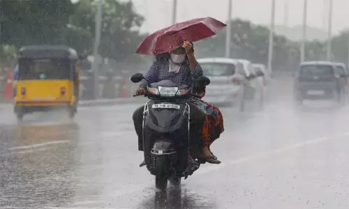 மாலை 4 மணி வரை 9 மாவட்டங்களில் மழைக்கு வாய்ப்பு