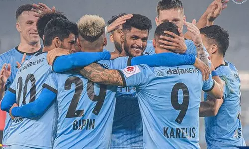 ஐ.எஸ்.எல். கால்பந்து தொடர்: ஈஸ்ட் பெங்காலை வீழ்த்திய மும்பை சிட்டி எப்.சி ஐ.எஸ்.எல். கால்பந்து தொடர்: ஈஸ்ட் பெங்காலை வீழ்த்திய மும்பை சிட்டி எப்.சி