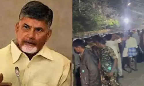 திருப்பதி கூட்ட நெரிசலில் 6 பேர் உயிரிழந்த விவகாரம்: காவல் அதிகாரிகள், தேவஸ்தான அதிகாரிகள் சஸ்பெண்ட்