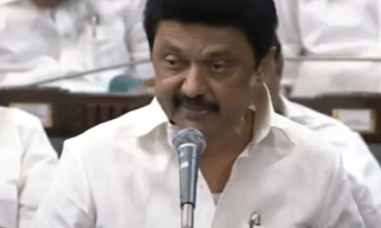 பெண்களுக்கு எதிரான குற்றங்களுக்கு கடும் தண்டனை: சட்ட மசோதாவை அறிமுகம் செய்தார் முதல்-அமைச்சர்