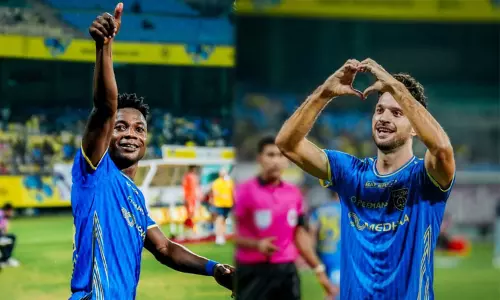 ஐ.எஸ்.எல். கால்பந்து; கடைசி நிமிட கோலால் ஒடிசாவை வீழ்த்தி திரில் வெற்றி பெற்ற கேரளா