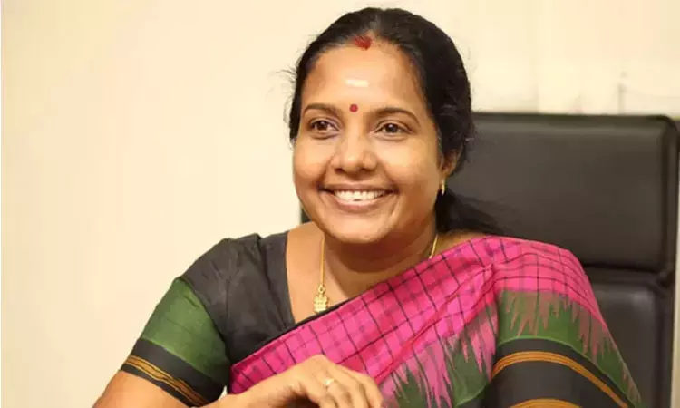தமிழ் மொழியின் பாரம்பரியத்தை போகுமிடமெல்லாம் பறைசாற்றி வருகிறார் மோடி: வானதி சீனிவாசன் தமிழ் மொழியின் பாரம்பரியத்தை போகுமிடமெல்லாம் பறைசாற்றி வருகிறார் மோடி: வானதி சீனிவாசன்