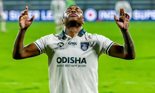 ஐ.எஸ்.எல். கால்பந்து: பெங்களூரு அணியை வீழ்த்தி ஒடிசா வெற்றி