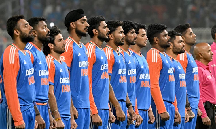 அடுத்த டி20 உலகக்கோப்பையில் இவர் முதன்மை பந்துவீச்சாளராக இருப்பார் - முகமது கைப் கணிப்பு