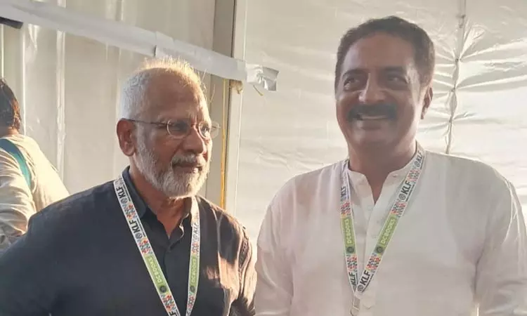 30 ஆண்டுகளுக்குப் பிறகு இருவர் - பிரகாஷ் ராஜ் பகிர்ந்த  புகைப்படம் !