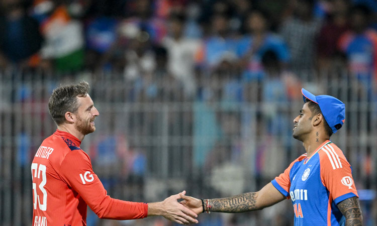 நாங்கள் தோல்வியை சந்திக்க காரணம் அவர்தான் - இங்கிலாந்து கேப்டன் நாங்கள் தோல்வியை சந்திக்க காரணம் அவர்தான் - இங்கிலாந்து கேப்டன்