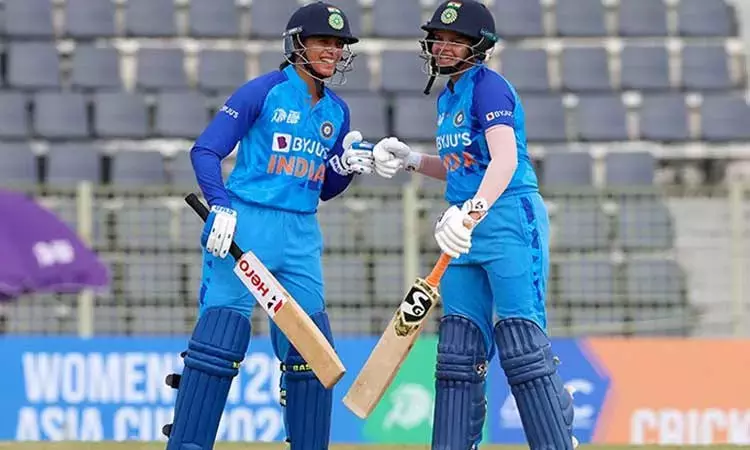 2024ம் ஆண்டின் சிறந்த ஒருநாள் கிரிக்கெட் வீராங்கனை விருதை வென்ற இந்திய வீராங்கனை