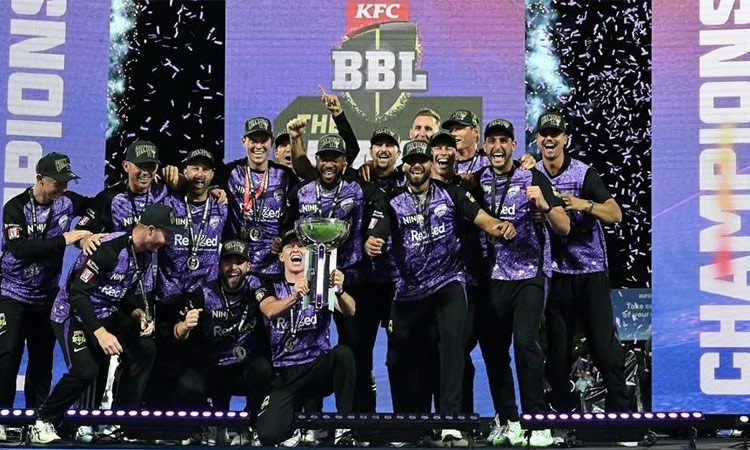 பிக்பாஷ் இறுதிப்போட்டி: சிட்னி தண்டரை வீழ்த்தி ஹோபார்ட் ஹரிகேன்ஸ் சாம்பியன்