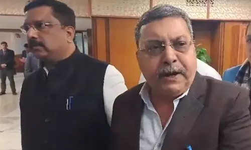 வக்பு மசோதா.. அவர்கள் நினைத்ததை செய்துவிட்டார்கள்: கல்யாண் பானர்ஜி சாடல்