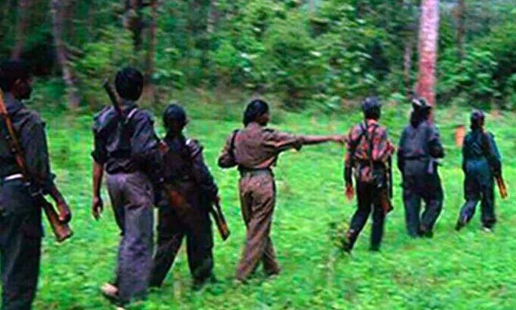 மாவோயிஸ்டுகளுடன் தொடர்புடைய அமைப்பின் தலைவனை அடித்துக்கொன்ற கிராம மக்கள்