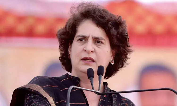 மகா கும்பமேளாவில் பக்தர்கள் பாதுகாப்பை உறுதி செய்ய வேண்டும்: பிரியங்கா காந்தி