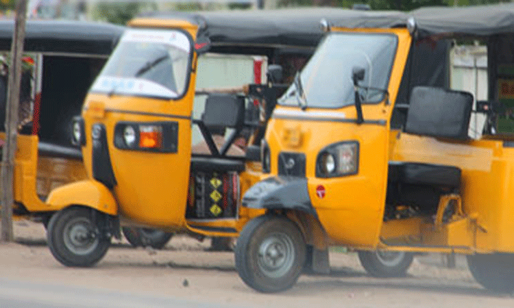 ஓலா, ஊபர் செயலிகளில் இனி ஆட்டோக்களை இயக்க... ... இன்றைய முக்கிய செய்திகள் சில வரிகளில்.. 30-01-2025 ஓலா, ஊபர் செயலிகளில் இனி ஆட்டோக்களை இயக்க... ... இன்றைய முக்கிய செய்திகள் சில வரிகளில்.. 30-01-2025