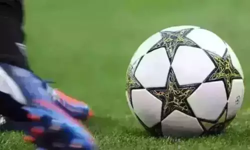 ஐ.எஸ்.எல். கால்பந்து;  சென்னை - கேரளா அணிகள் இன்று மோதல்