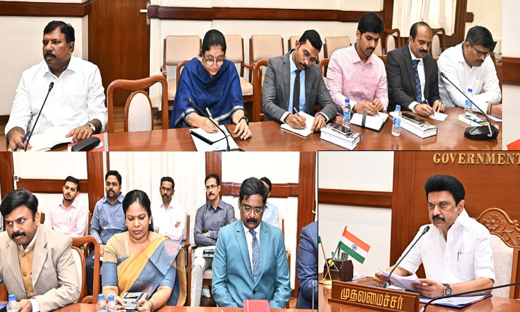 முதல்-அமைச்சரை சந்தித்து வாழ்த்து பெற்ற மாவட்ட கலெக்டர்கள்