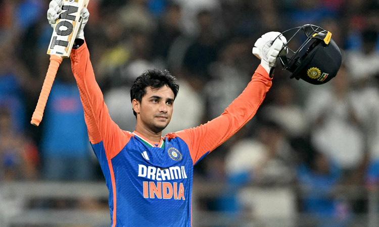 இங்கிலாந்துக்கு எதிரான டி20: இமாலய வெற்றி பெற்ற இந்தியா