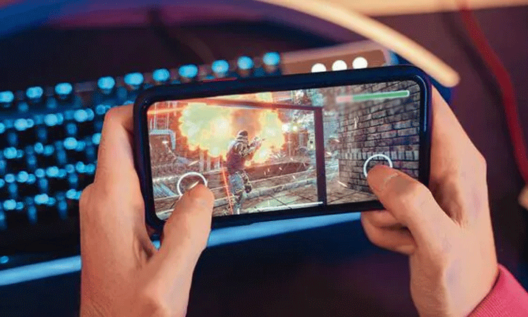 18 வயதுக்கு கீழ் உள்ளவர்கள் ஆன்லைன் விளையாட்டில் பணம் வைத்து விளையாட தடை