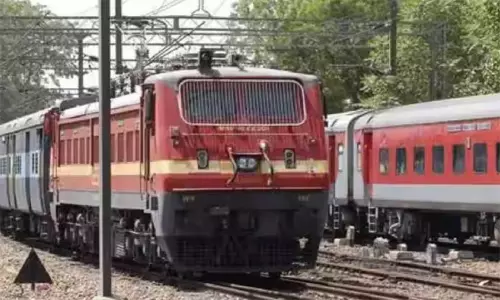 ரெயில்வேயில் 32,428 காலிப்பணியிடங்கள்; விண்ணப்பிக்க 22-ந்தேதி கடைசி நாள்