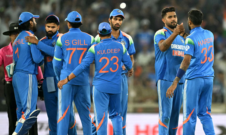 சாம்பியன்ஸ் டிராபி; இந்தியாவின் பிளேயிங் லெவனை தேர்வு செய்த இங்கிலாந்து முன்னாள் வீரர்