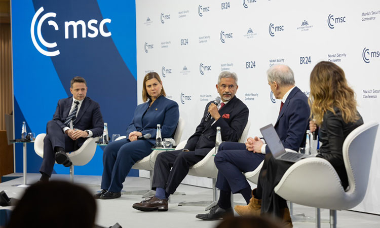 ஜனநாயகம் மேற்கத்திய பண்புநலனே என கூறும் நாடுகளுக்கு... மத்திய மந்திரி ஜெய்சங்கர் துணிச்சலாக பேச்சு