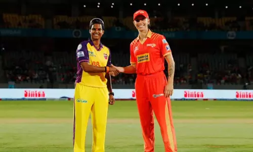 மகளிர் பிரீமியர் லீக்: உ.பி. வாரியர்ஸ் அணியை வீழ்த்தியது குஜராத்