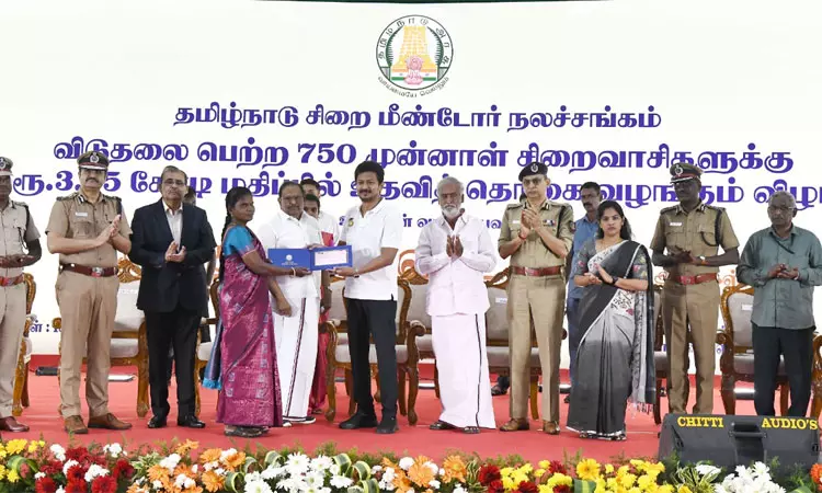 750 முன்னாள் சிறைவாசிகளுக்கு சுயதொழில் தொடங்கிட உதவித்தொகை: உதயநிதி ஸ்டாலின் வழங்கினார்