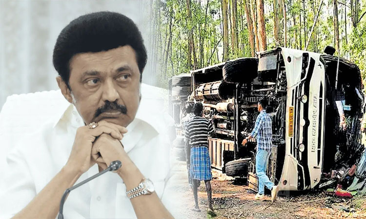 மூணாறு சாலை விபத்தில் உயிரிழந்த கல்லூரி மாணவர்களின் பெற்றோருக்கு நிதியுதவி: மு.க.ஸ்டாலின் அறிவிப்பு