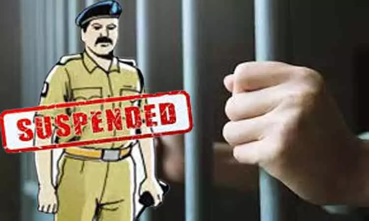 சிறையில் கைதியை பார்க்க லஞ்சம் : வார்டன்கள் இரண்டு பேர் சஸ்பெண்ட்