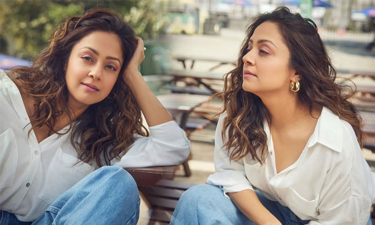 Jyothika gives a surprise to her fans