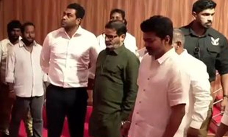 தவெக கையெழுத்து இயக்கத்தில் கையெழுத்திட மறுத்த பிரசாந்த் கிஷோர்