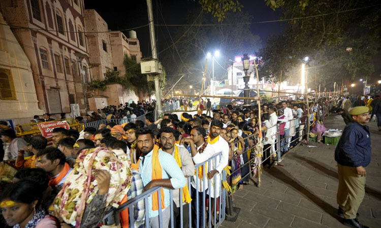 மகா சிவராத்திரி: சிவாலயங்களில் குவியும் பக்தர்கள்