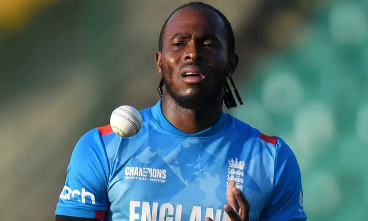 ஆர்ச்சர் டெஸ்ட் கிரிக்கெட் விளையாட மிகவும் ஆர்வமாக உள்ளார் -  இங்கிலாந்து பயிற்சியாளர்