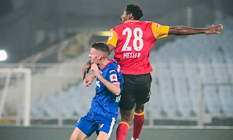 ஐ.எஸ்.எல். கால்பந்து தொடர்: ஈஸ்ட் பெங்கால் - பெங்களூரு ஆட்டம் டிரா