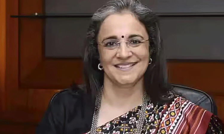 செபி முன்னாள் தலைவர் மாதபி புச் மீது வழக்குப் பதிவு செய்ய கோர்ட்டு உத்தரவு