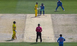 50 ரன்களை கடந்த ஆஸ்திரேலியா 50 ரன்களை கடந்த ஆஸ்திரேலியா