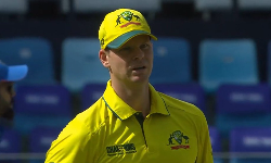 அரைசதம் கடந்தார் ஸ்டீவ் ஸ்மித் அரைசதம் கடந்தார் ஸ்டீவ் ஸ்மித்