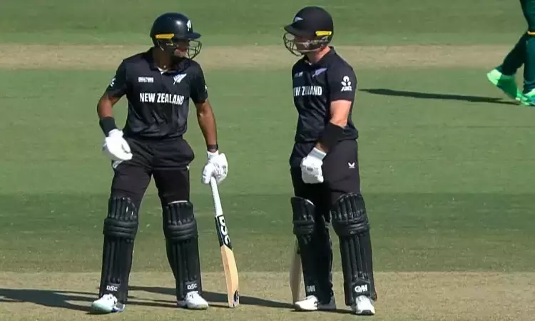 50 ரன்களை கடந்த நியூசிலாந்து ... சாம்பியன்ஸ் டிராபி: 9வது விக்கெட்டை இழந்த தென் ஆப்பிரிக்கா