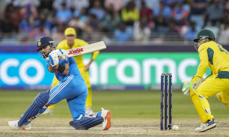 சாம்பியன்ஸ் டிராபி அரையிறுதியில் சிறப்பான ஆட்டம் ; தரவரிசையில் முன்னேறிய கோலி சாம்பியன்ஸ் டிராபி அரையிறுதியில் சிறப்பான ஆட்டம் ; தரவரிசையில் முன்னேறிய கோலி