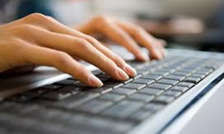 புதிய வருமான வரி மசோதா: இமெயில், சமூக வலைதள கணக்குகளை ஆய்வு செய்ய அதிகாரிகளுக்கு முழு அதிகாரம்