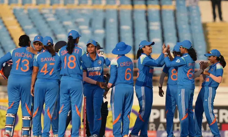 மகளிர் கிரிக்கெட்; இலங்கையில் முத்தரப்பு ஒரு நாள் தொடர் - இந்திய அணி பங்கேற்பு