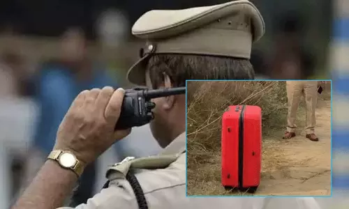 மராட்டியம்: சூட்கேசுக்குள் அழுகிய நிலையில் பெண்ணின் உடல் கண்டெடுப்பு