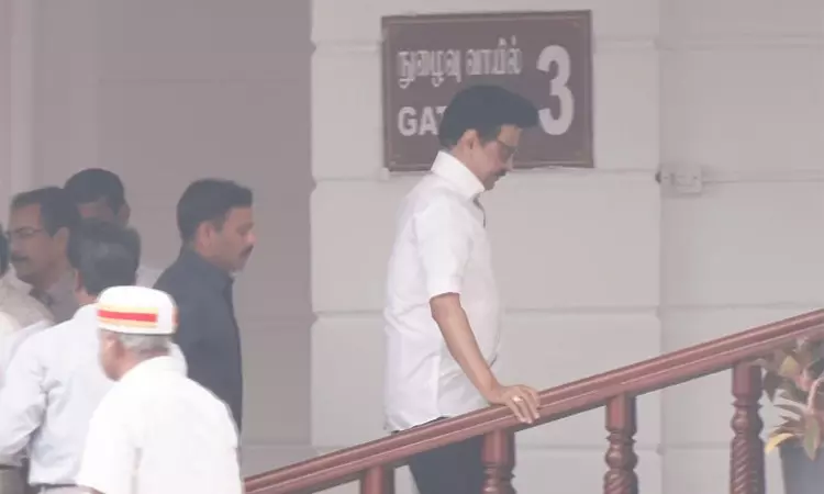 தமிழ்நாடு பட்ஜெட் தாக்கல் - சட்டப்பேரவைக்கு... ... தமிழக பட்ஜெட் 2025-26 : கல்லூரி மாணவர்களுக்கு லேப்டாப் வழங்கப்படும்- தங்கம் தென்னரசு தமிழ்நாடு பட்ஜெட் தாக்கல் - சட்டப்பேரவைக்கு... ... தமிழக பட்ஜெட் 2025-26 : கல்லூரி மாணவர்களுக்கு லேப்டாப் வழங்கப்படும்- தங்கம் தென்னரசு