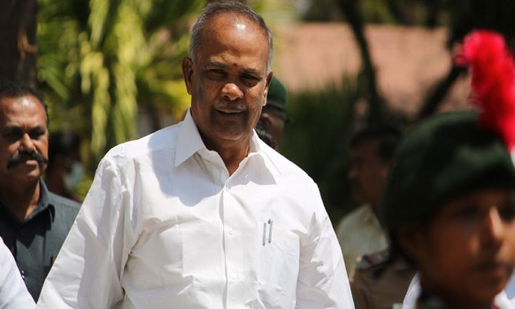 நம்பிக்கையில்லா தீர்மானம்: பேரவையை விட்டு வெளியே சென்றார் சபாநாயகர் அப்பாவு