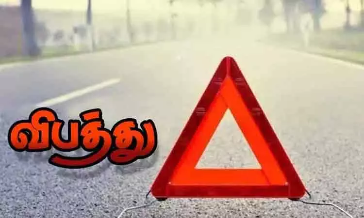 திருப்பூர்: கார் - பைக் நேருக்கு நேர் மோதி விபத்து.. பதைபதைக்க வைக்கும் வீடியோ திருப்பூர்: கார் - பைக் நேருக்கு நேர் மோதி விபத்து.. பதைபதைக்க வைக்கும் வீடியோ