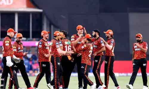 ஐ.பி.எல்.: அவர்களுக்கு எதிராக பந்து வீச எனக்கு பயம் - கம்மின்ஸ் ஐ.பி.எல்.: அவர்களுக்கு எதிராக பந்து வீச எனக்கு பயம் - கம்மின்ஸ்