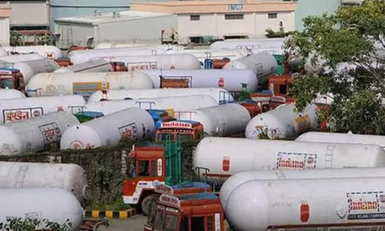 தமிழ்நாடு, புதுச்சேரி உள்பட 6 மாநிலங்களுக்கு ஓடும்கியாஸ் லாரிகள் காலவரையற்ற வேலைநிறுத்தம்