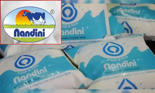 கர்நாடகாவில் பால் விலை லிட்டருக்கு 4 ரூபாய் உயர்வு:  1-ம் தேதி முதல் அமல்